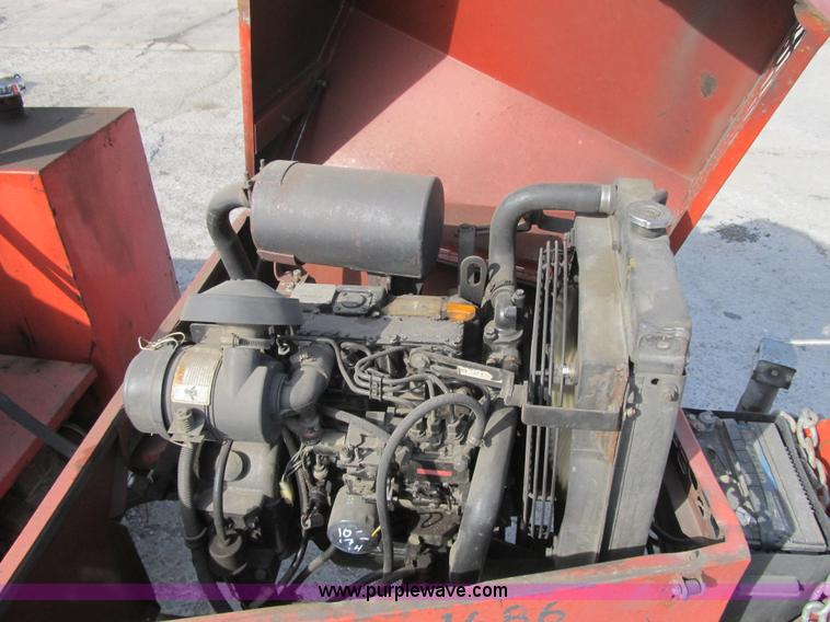 image for item F8963 2005 Crafco Super Shot SS125 melter applicator