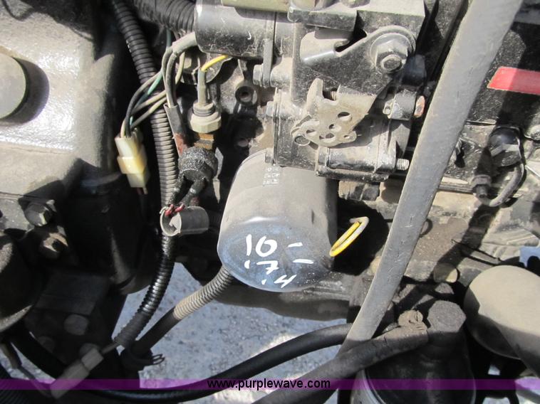 image for item F8963 2005 Crafco Super Shot SS125 melter applicator