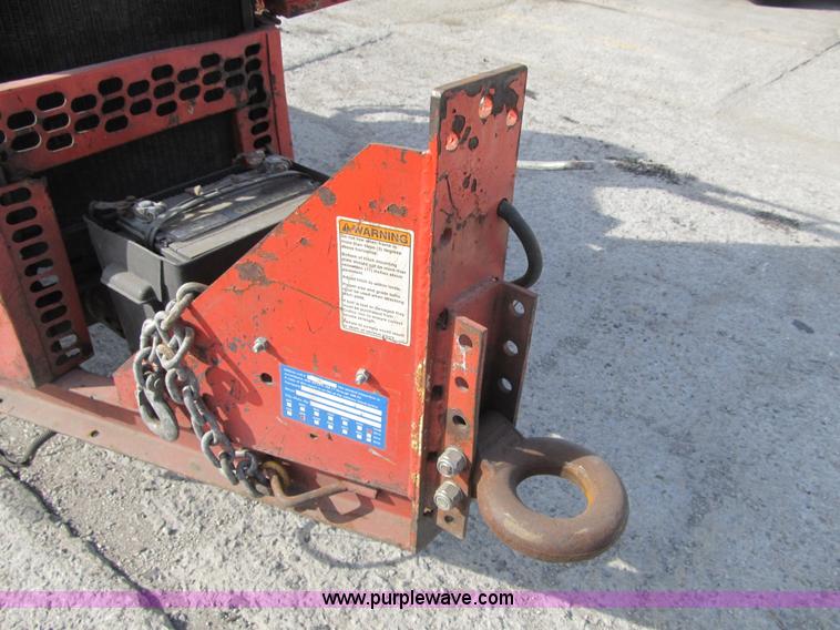 image for item F8963 2005 Crafco Super Shot SS125 melter applicator