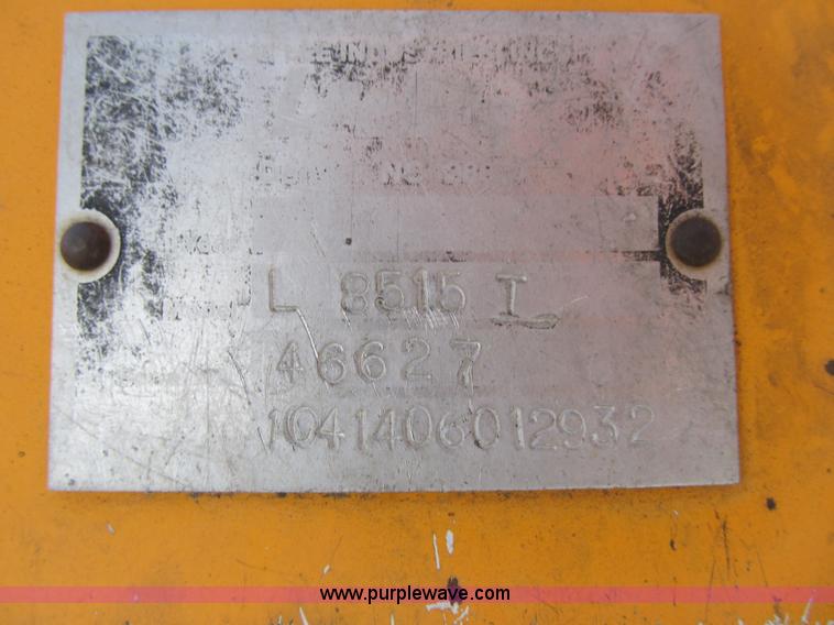 image for item F8965 2006 LeeBoy L-8515-T paver