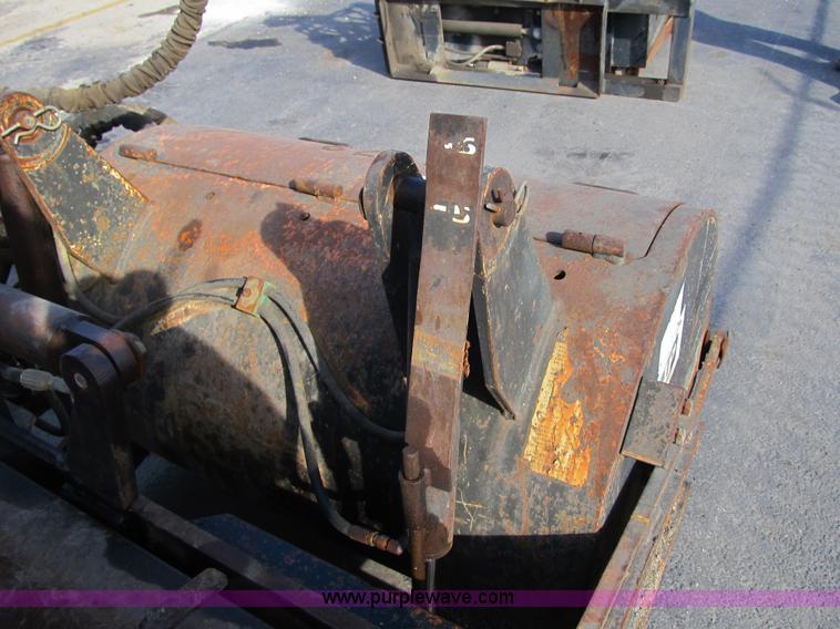 image for item F8967 2004 Coneqtec Universal AP1000 cold planer