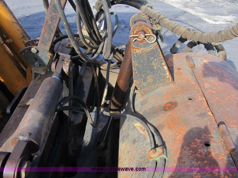 image for item F8967 2004 Coneqtec Universal AP1000 cold planer