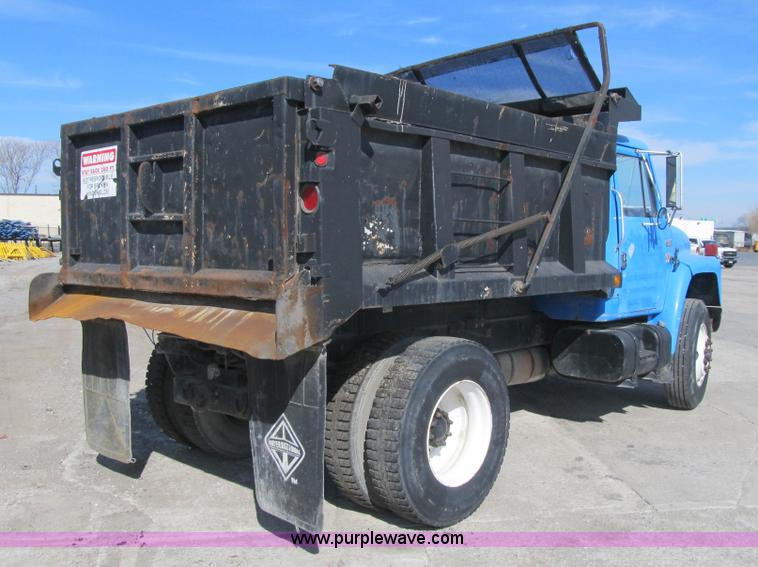 image for item F8969 1985 International 1954 dump truck