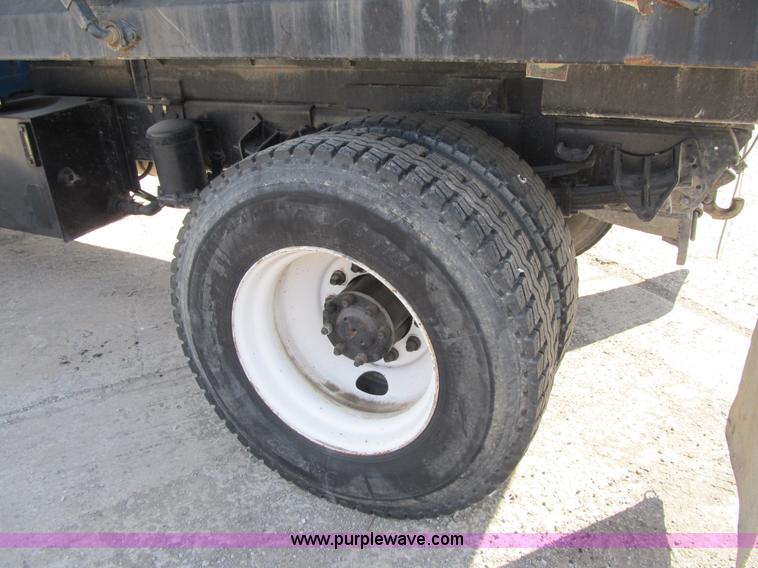 image for item F8969 1985 International 1954 dump truck