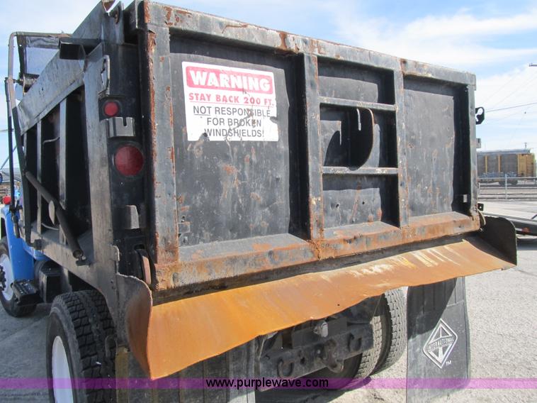 image for item F8969 1985 International 1954 dump truck