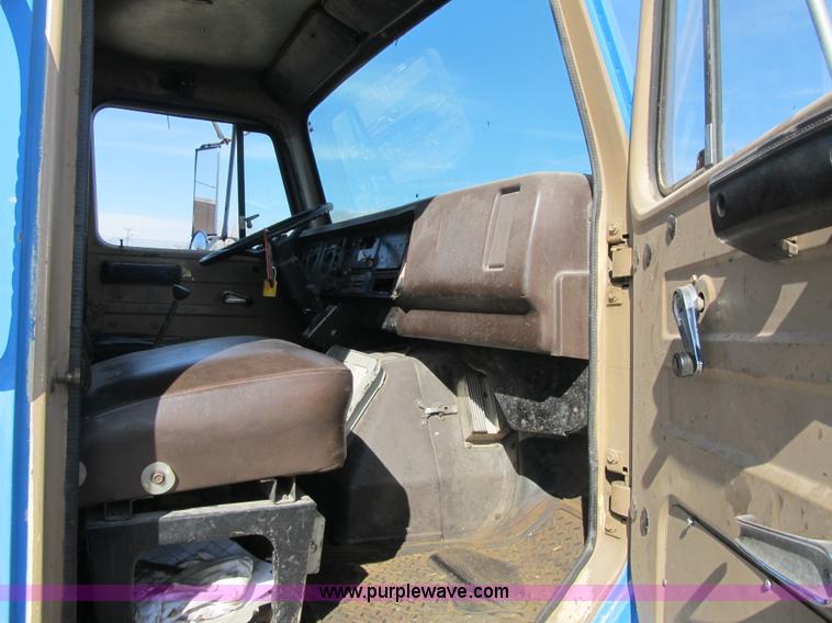 image for item F8969 1985 International 1954 dump truck
