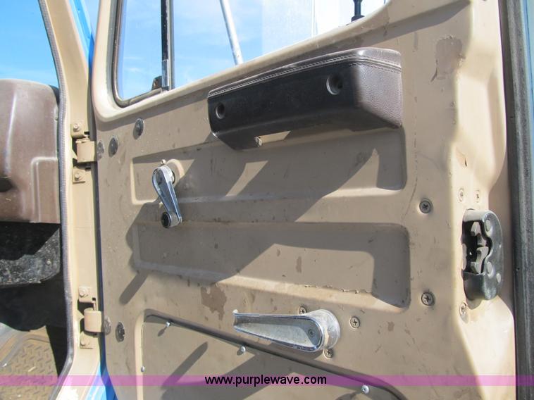 image for item F8969 1985 International 1954 dump truck