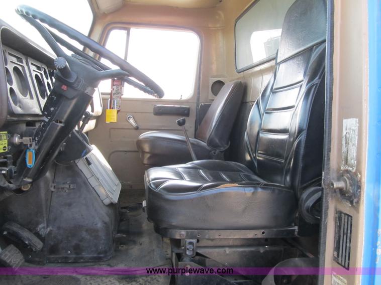 image for item F8969 1985 International 1954 dump truck