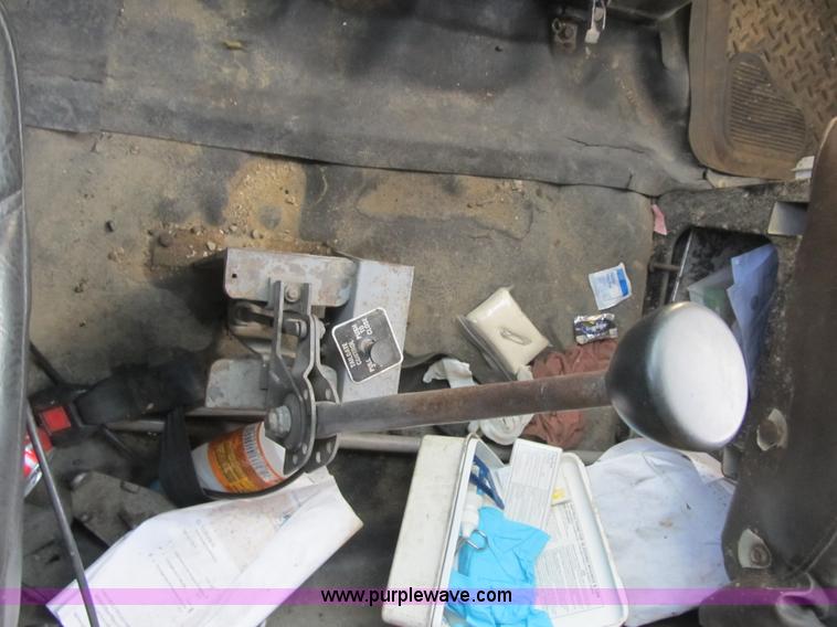 image for item F8969 1985 International 1954 dump truck