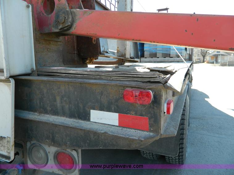 image for item H2268 Ustc M21-8 boom crane