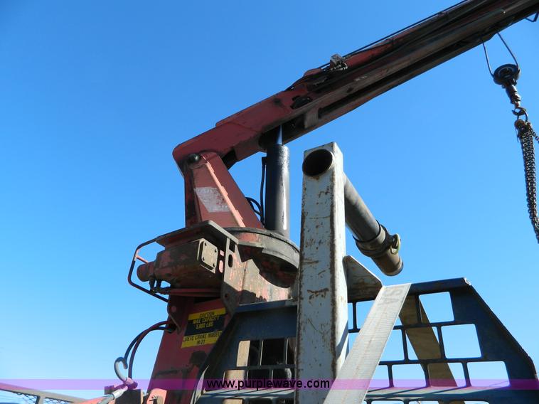 image for item H2268 Ustc M21-8 boom crane