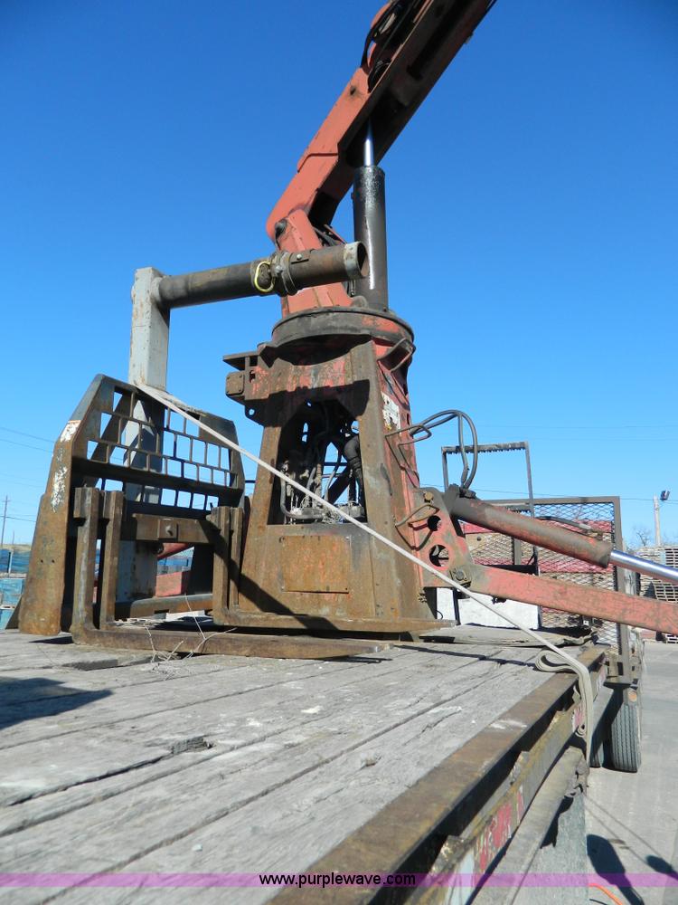 image for item H2268 Ustc M21-8 boom crane