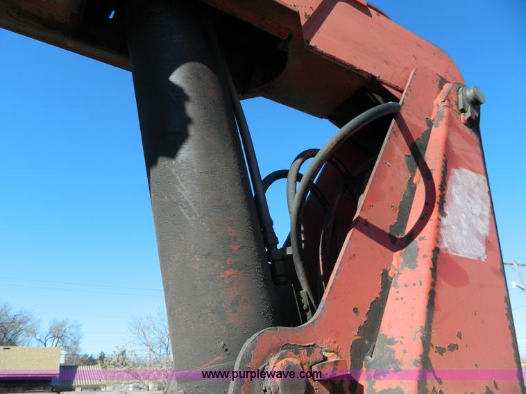 image for item H2268 Ustc M21-8 boom crane