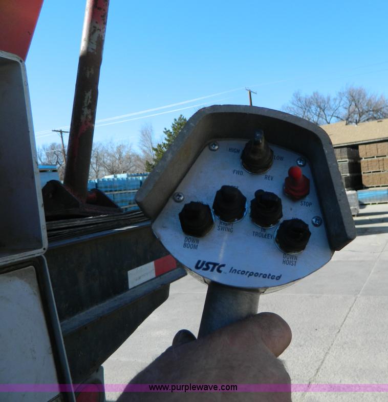 image for item H2268 Ustc M21-8 boom crane