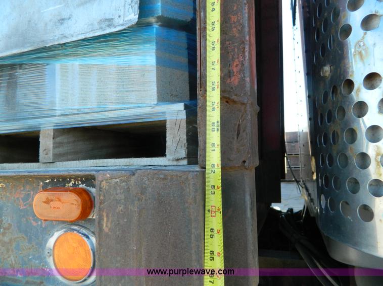 image for item H2268 Ustc M21-8 boom crane