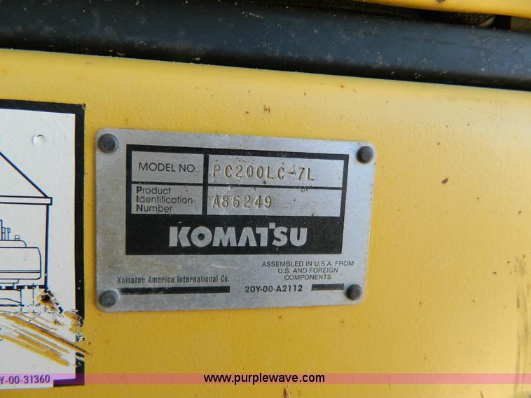 image for item H2273 2003 Komatsu PC200LC-7 excavator