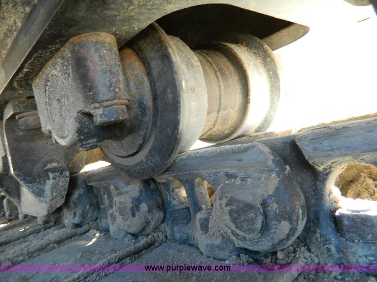 image for item H2273 2003 Komatsu PC200LC-7 excavator