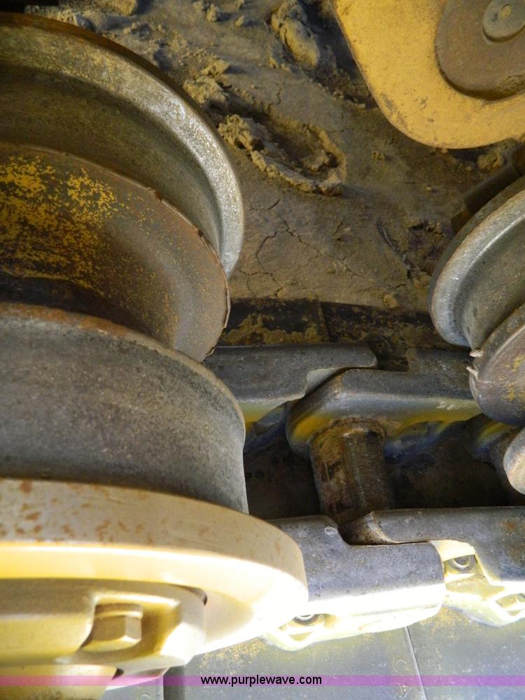 image for item H2275 1998 Caterpillar D8R dozer