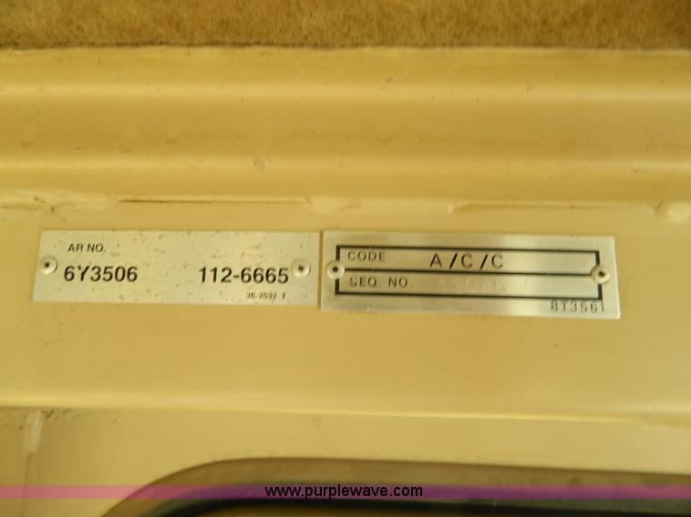 image for item H2275 1998 Caterpillar D8R dozer