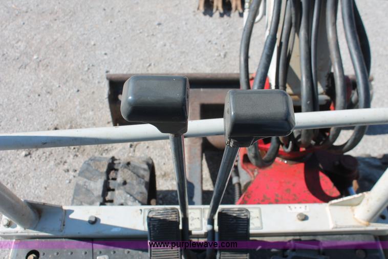 image for item H5936 2007 Takeuchi TB125 compact excavator