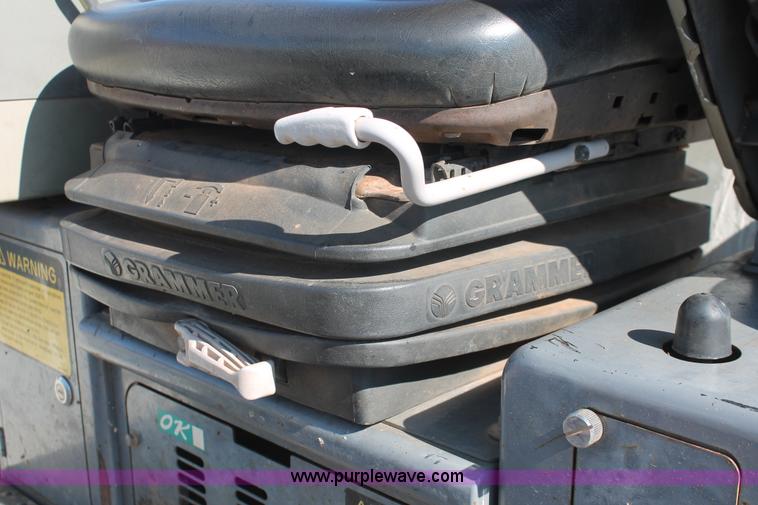 image for item H5936 2007 Takeuchi TB125 compact excavator