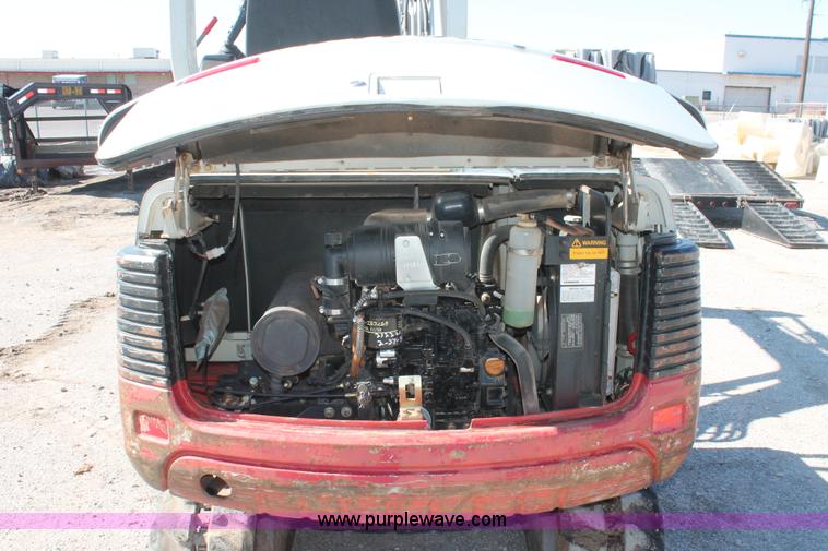 image for item H5936 2007 Takeuchi TB125 compact excavator