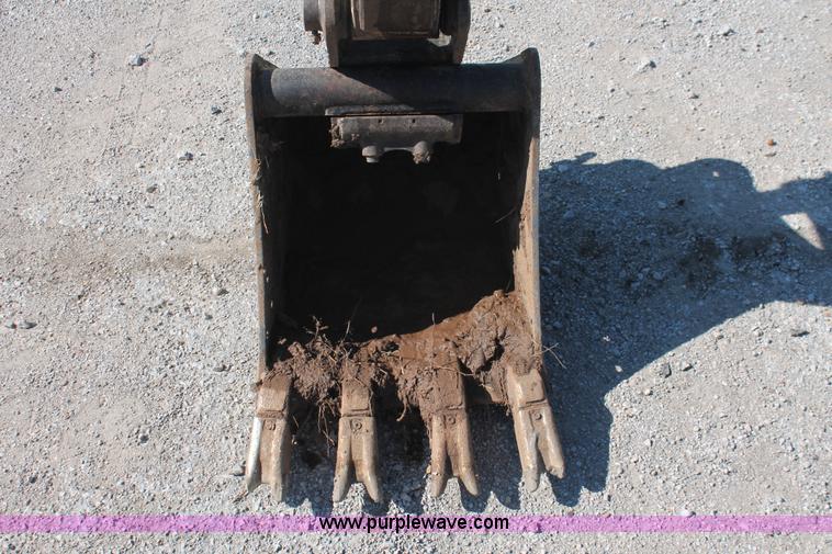 image for item H5936 2007 Takeuchi TB125 compact excavator