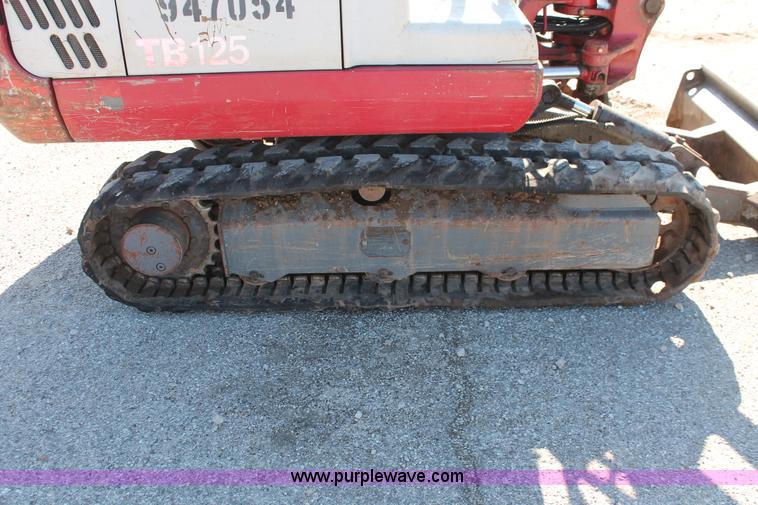 image for item H5936 2007 Takeuchi TB125 compact excavator