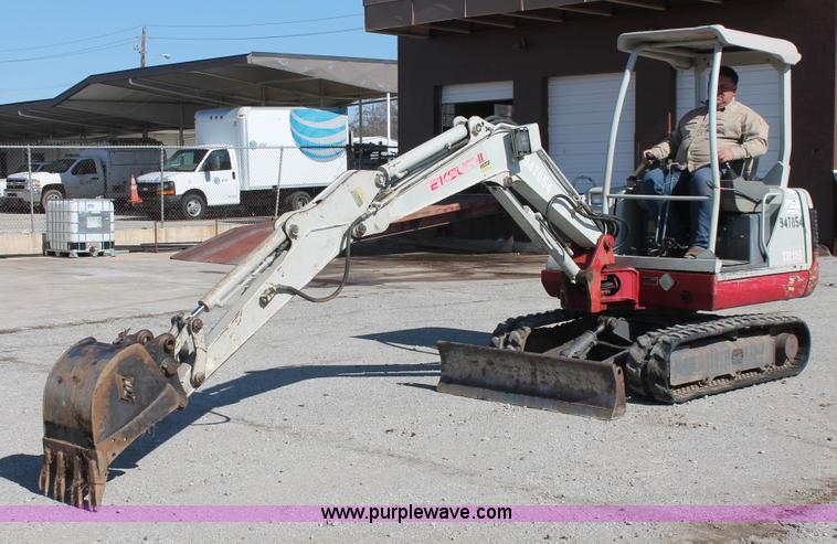 image for item H5936 2007 Takeuchi TB125 compact excavator