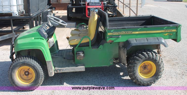 image for item H5937 2002 John Deere Gator TX UTV