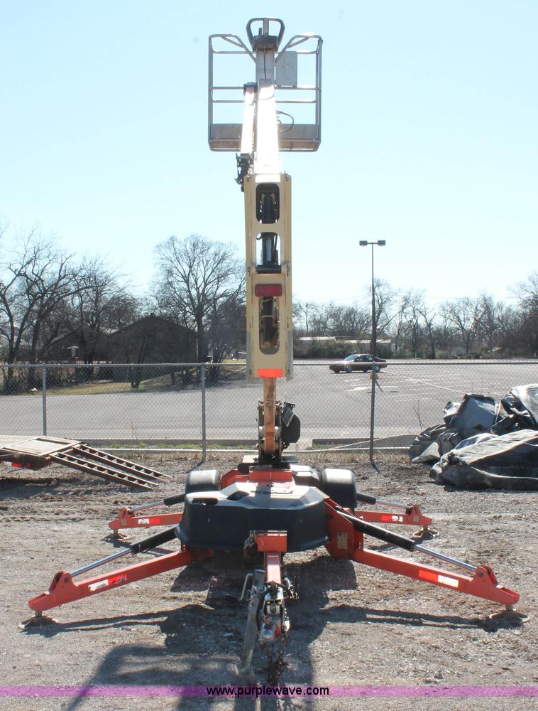 image for item H5938 2007 JLG T350 Tow-Pro boom lift