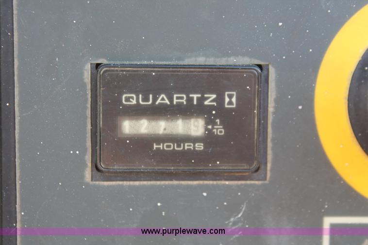 image for item H5938 2007 JLG T350 Tow-Pro boom lift