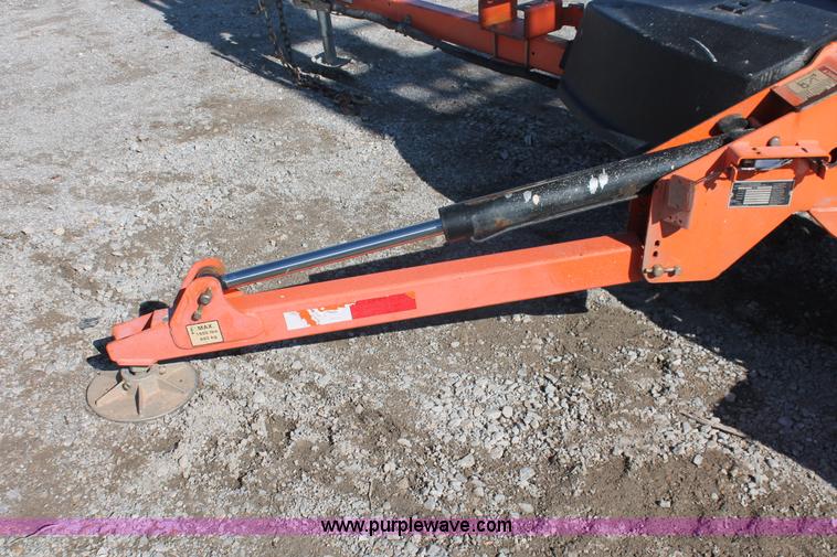 image for item H5938 2007 JLG T350 Tow-Pro boom lift