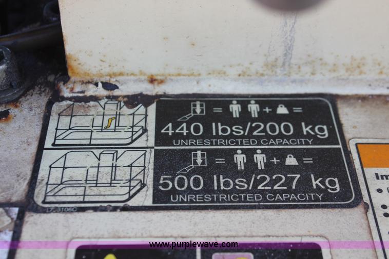 image for item H5938 2007 JLG T350 Tow-Pro boom lift