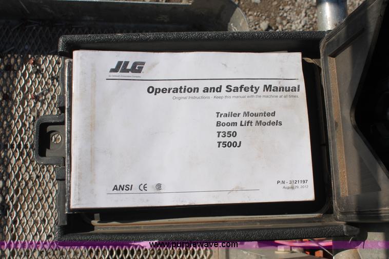 image for item H5938 2007 JLG T350 Tow-Pro boom lift