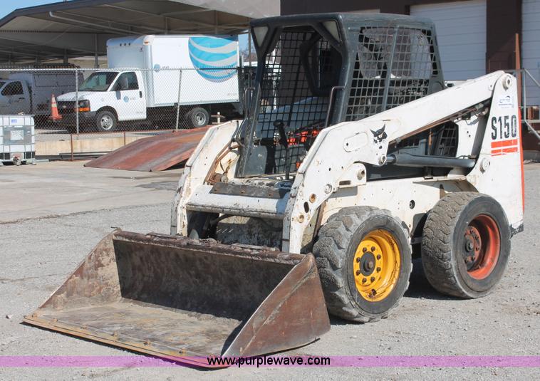 image for item H5939 2003 Bobcat S150 skid steer