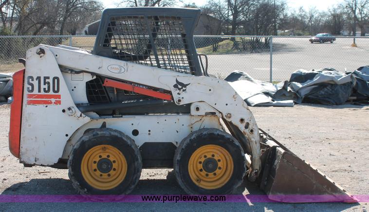 image for item H5939 2003 Bobcat S150 skid steer