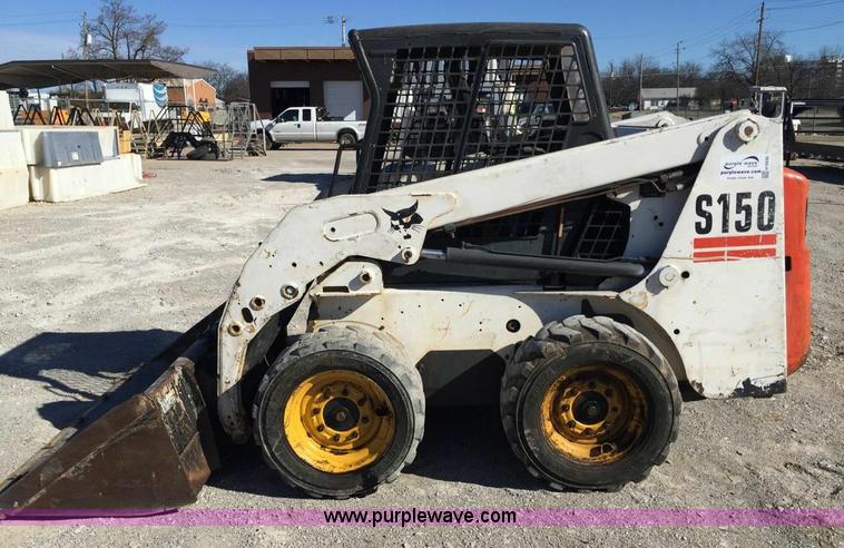 image for item H5939 2003 Bobcat S150 skid steer