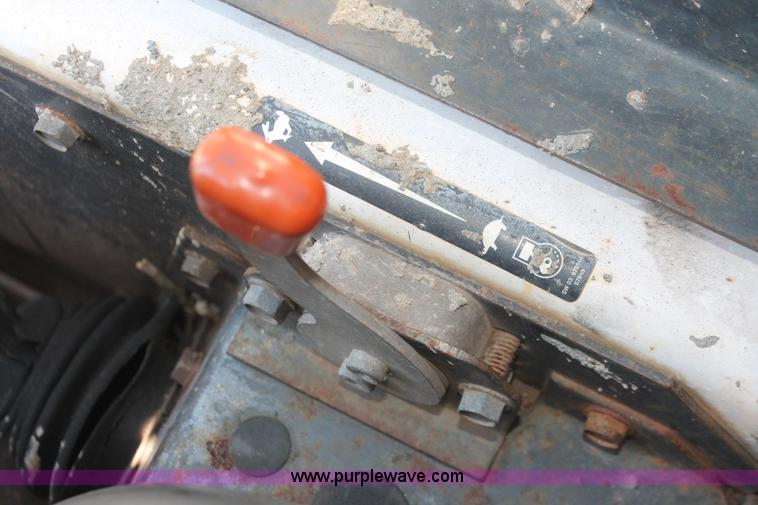 image for item H5939 2003 Bobcat S150 skid steer