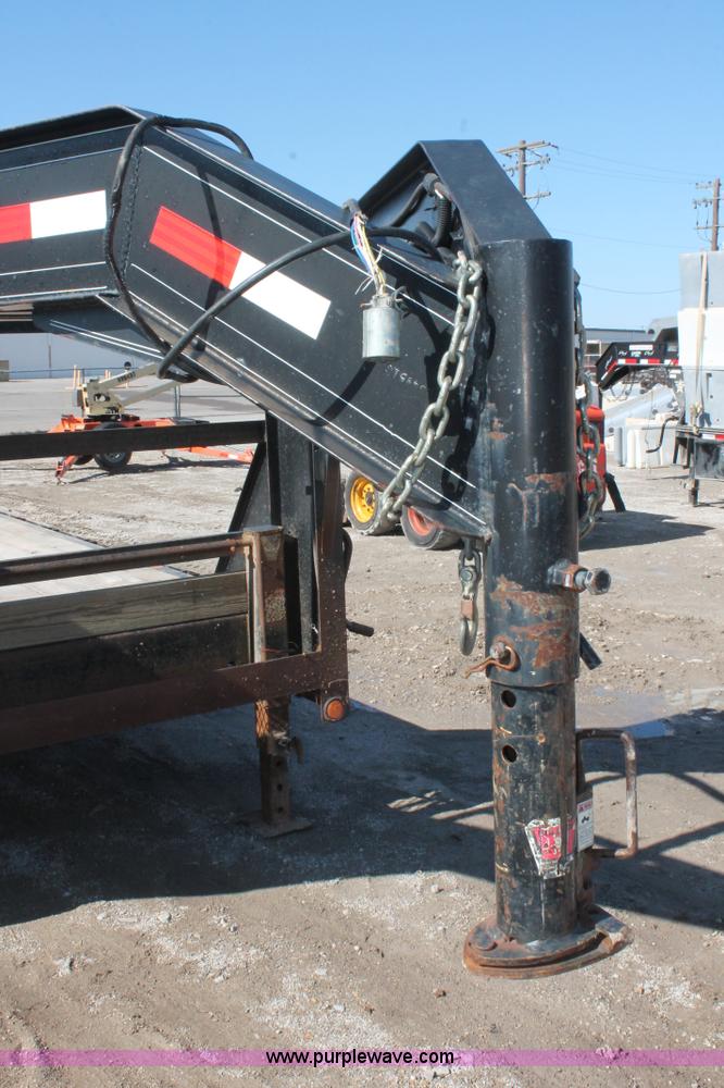 image for item H5940 2007 Load Max trailer