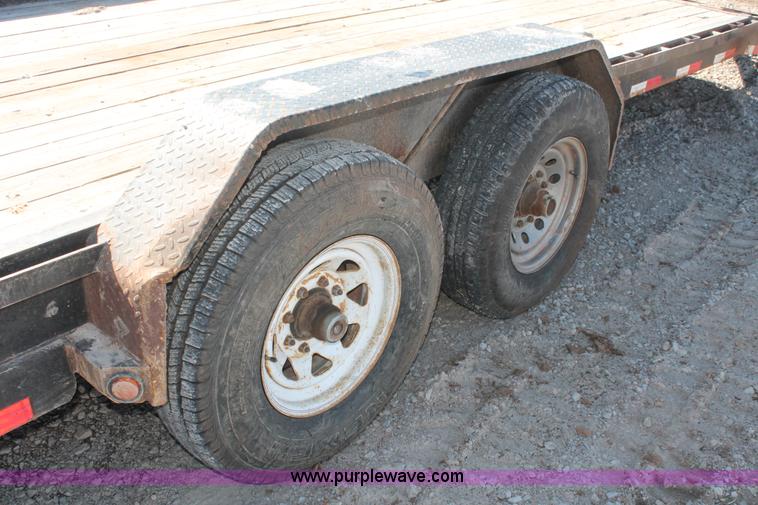 image for item H5940 2007 Load Max trailer