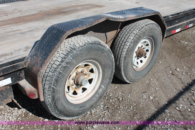 image for item H5940 2007 Load Max trailer