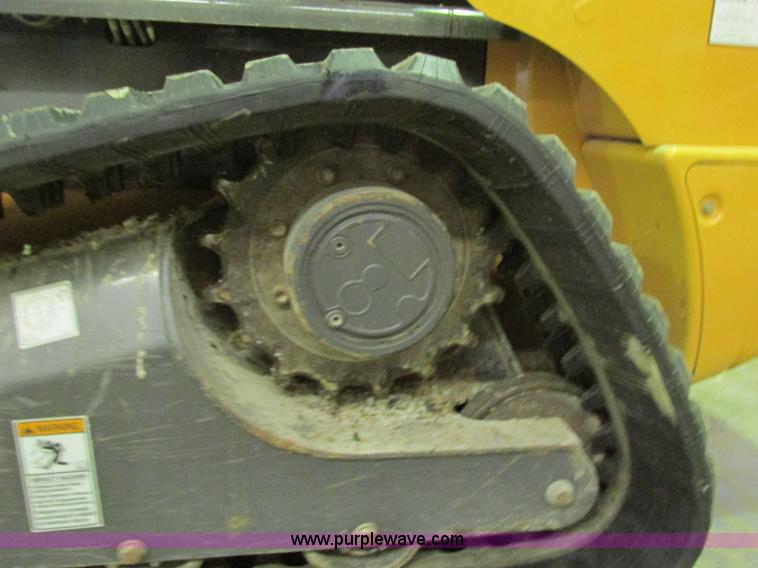 image for item H7596 2012 Case TV380 skid steer