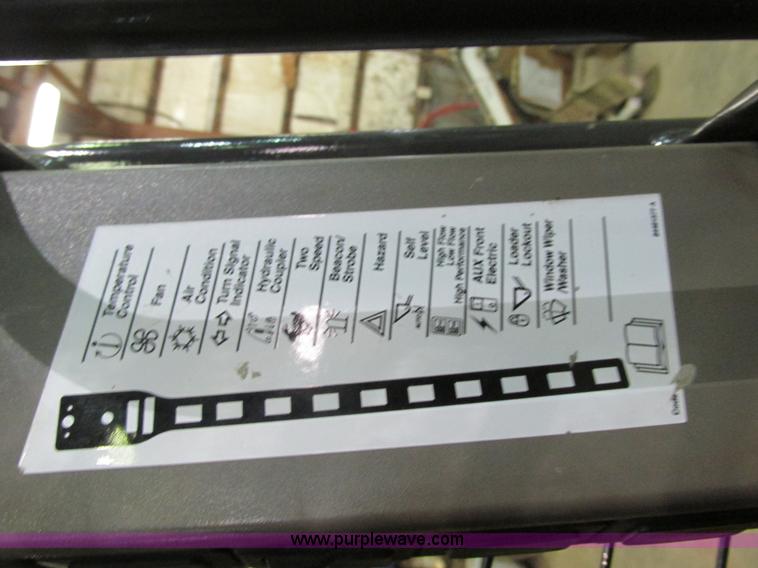 image for item H7596 2012 Case TV380 skid steer