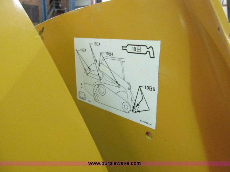 image for item H7596 2012 Case TV380 skid steer