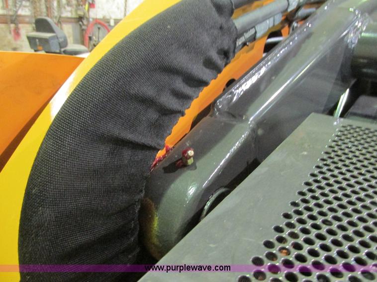 image for item H7596 2012 Case TV380 skid steer