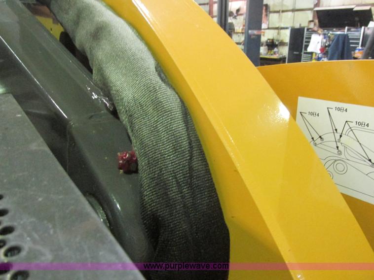 image for item H7596 2012 Case TV380 skid steer