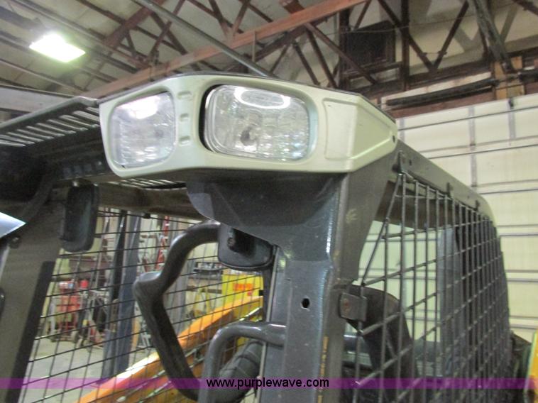 image for item H7596 2012 Case TV380 skid steer