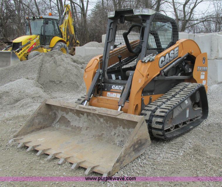 image for item H7596 2012 Case TV380 skid steer