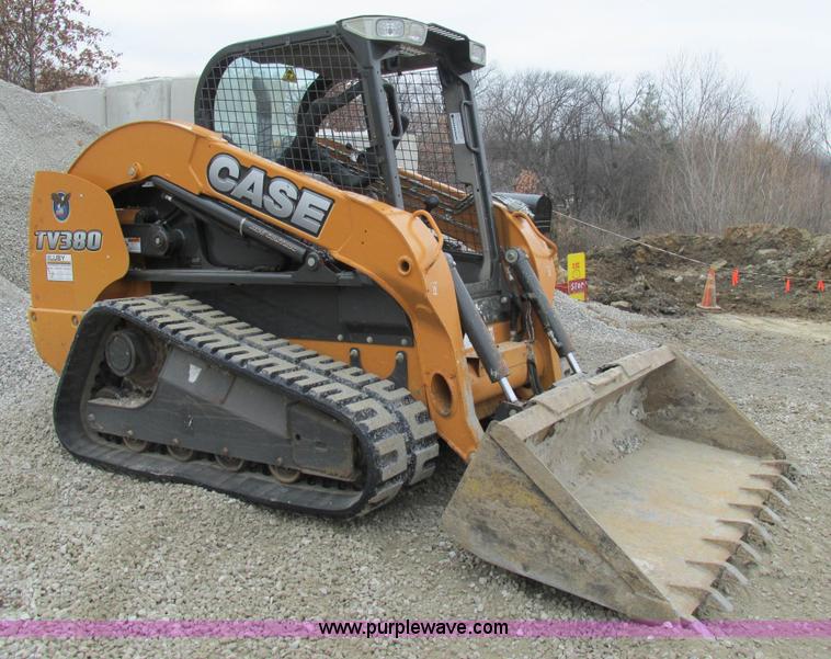 image for item H7596 2012 Case TV380 skid steer